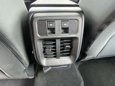 New 2025 Ford Bronco 4-Door image 6