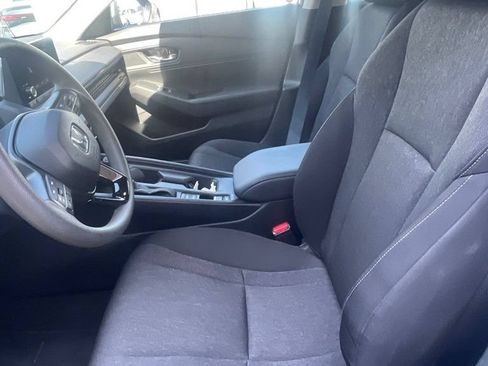 Used 2025 Honda Accord LX image 6