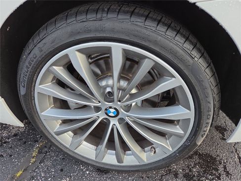 Used 2021 BMW 530i xDrive w/ Premium Package AWD/4WD image 31