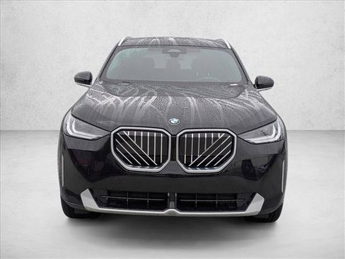 Certified 2025 BMW X3 xDrive30i image 2