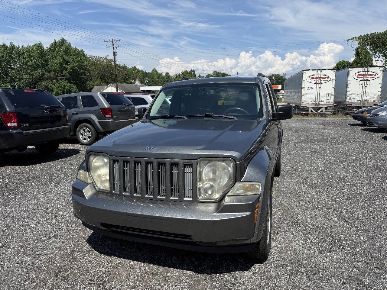 Used 2012 Jeep Liberty Sport AWD/4WD image 4