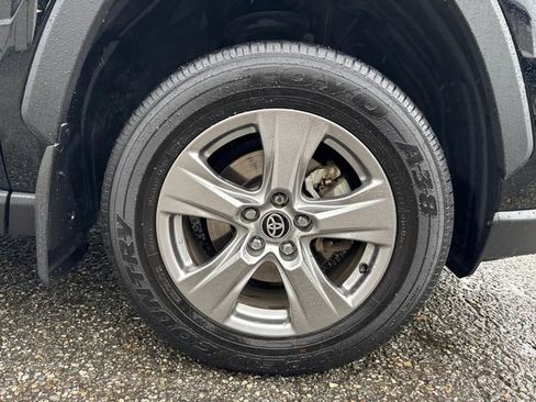 Used 2024 Toyota RAV4 LE AWD/4WD image 26
