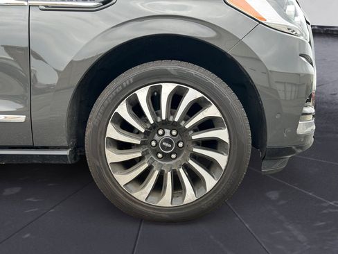 Used 2022 Lincoln Navigator Black Label AWD/4WD image 14