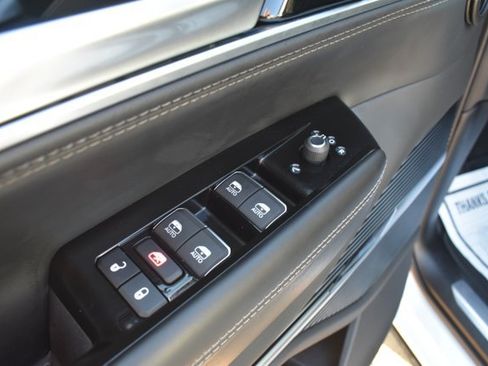 Used 2024 Jeep Grand Wagoneer L Series II w/ Quick Order Packagew 28T AWD/4WD image 12