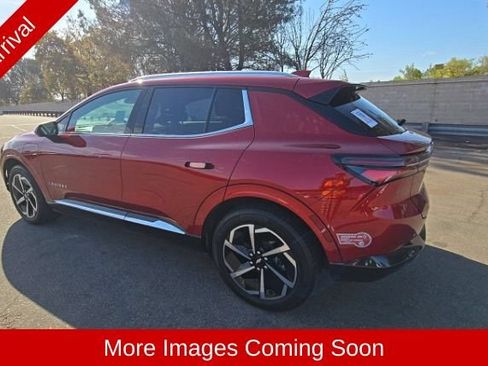 Used 2024 Chevrolet Equinox EV LT FWD image 5