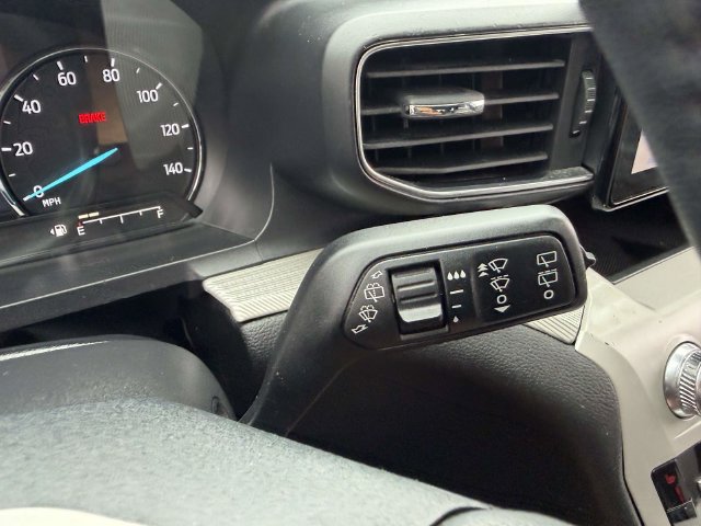 Used 2024 Ford Explorer XLT w/ Equipment Group 202A AWD/4WD image 32
