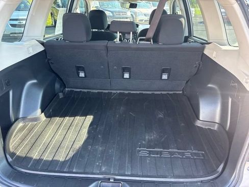 Used 2018 Subaru Forester 2.5i w/ Alloy Wheel Package AWD/4WD image 10