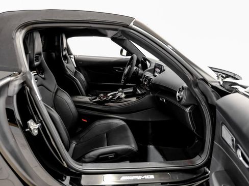 Used 2018 Mercedes-Benz AMG GT C w/ AMG Interior Night Package image 31
