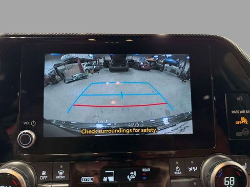 Used 2023 Toyota Highlander XSE image 28