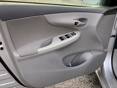 Used 2009 Toyota Corolla LE image 21