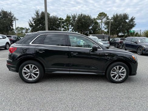 Used 2022 Audi Q3 2.0T Premium w/ Convenience Package image 5