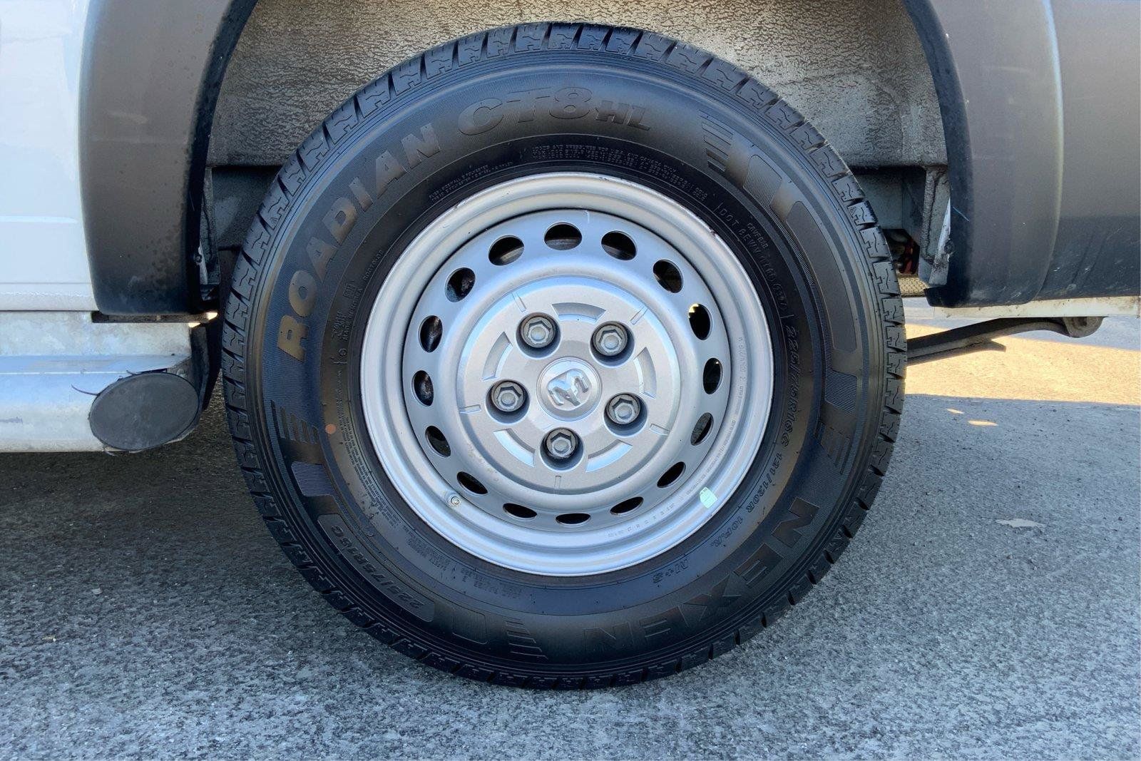 Used 2025 RAM ProMaster 2500 w/ U-Haul Equipment Group FWD image 26
