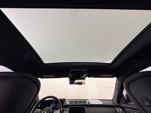 Used 2023 Mercedes-Benz S 580 4MATIC Sedan image 2