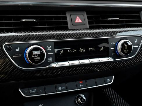 Used 2018 Audi RS 5 w/ Dynamic Package image 27