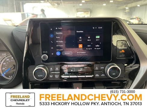 Used 2023 Toyota Highlander LE image 24