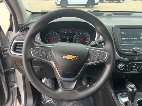 Used 2018 Chevrolet Equinox LT image 15