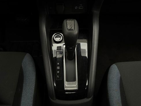 Used 2025 Nissan Versa SV FWD image 21