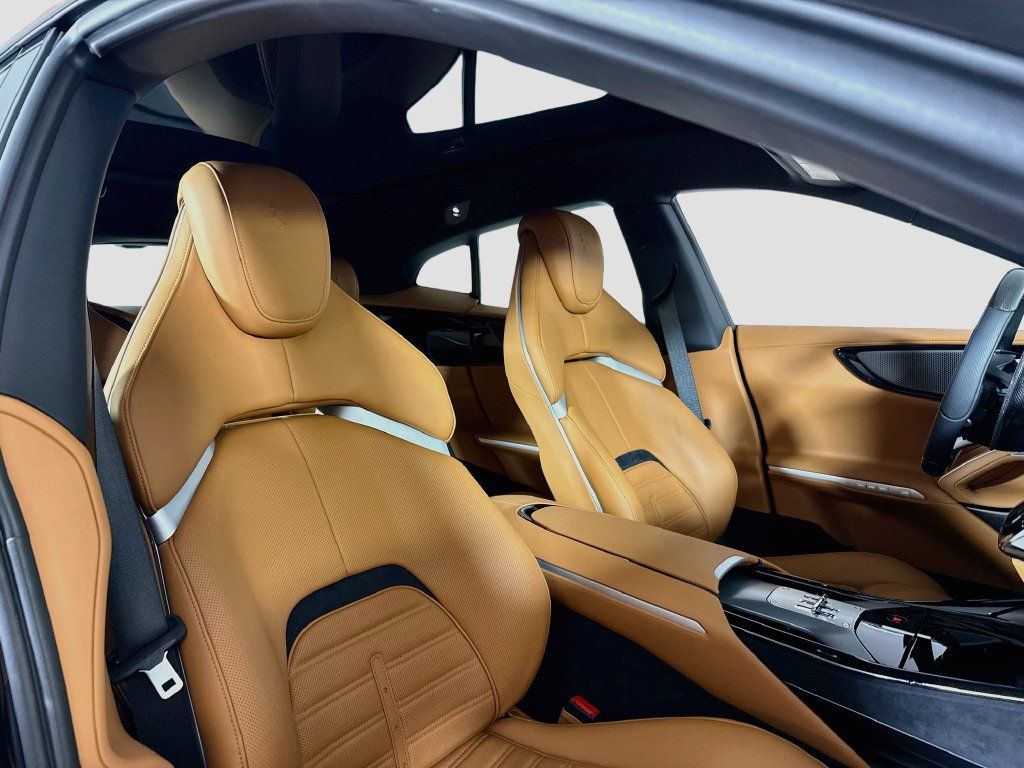Certified 2026 Ferrari Purosangue AWD/4WD image 16
