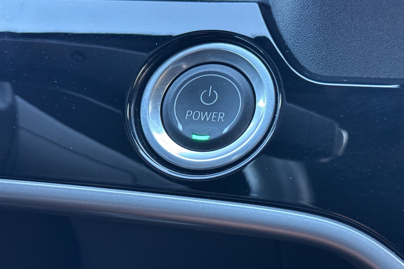 Certified 2024 Honda Prologue EX image 16