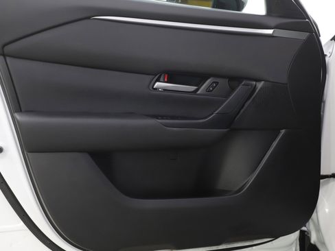 Used 2025 MAZDA CX-50 AWD 2.5 S w/ Cargo Package image 19