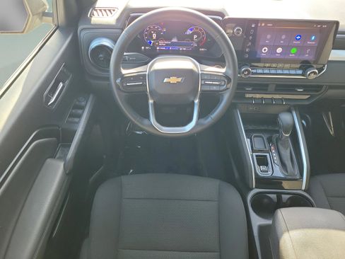 Used 2024 Chevrolet Colorado LT w/ LT Convenience Package image 15