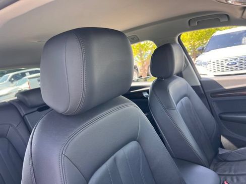 Used 2018 Audi Q5 2.0T Premium w/ Convenience Package AWD/4WD image 30