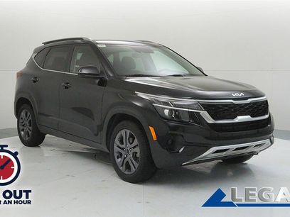 Used 2023 Kia Seltos S w/ Navigation Package