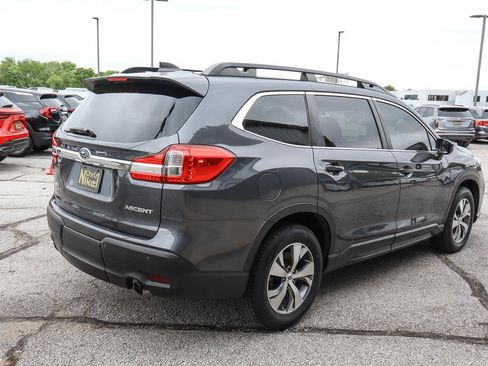 Used 2020 Subaru Ascent Premium w/ Convenience Package AWD/4WD image 4