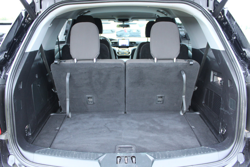 Used 2021 Ford Explorer XLT AWD/4WD image 12