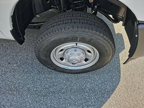 New 2024 RAM 2500 Tradesman image 2