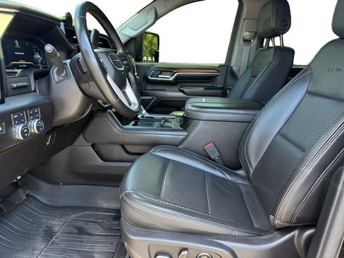 Used 2024 GMC Sierra 2500 Denali w/ Denali Reserve Package AWD/4WD image 9