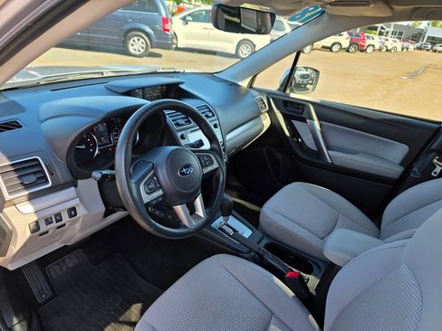 Used 2018 Subaru Forester 2.5i Premium image 10