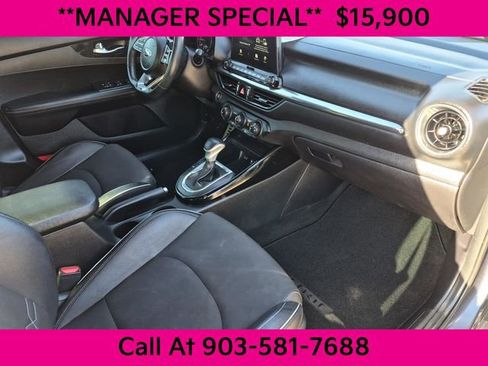 Certified 2021 Kia Forte GT-Line image 12