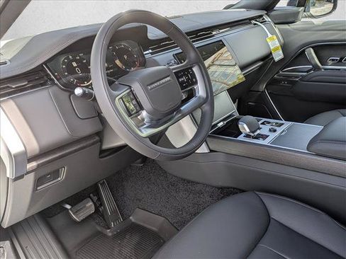 New 2027 Land Rover Range Rover SE AWD/4WD image 3