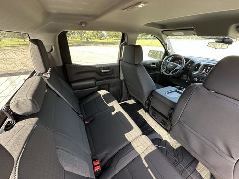 New 2025 Chevrolet Silverado 1500 Custom image 16