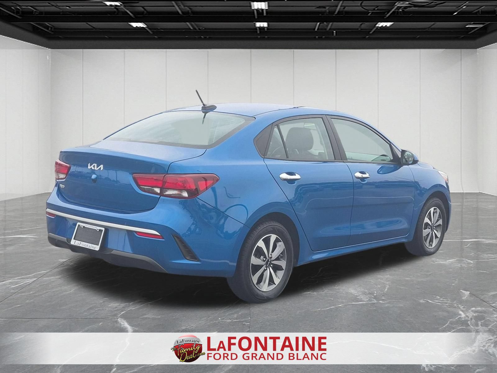 Used 2023 Kia Rio S w/ Technology Package FWD image 5