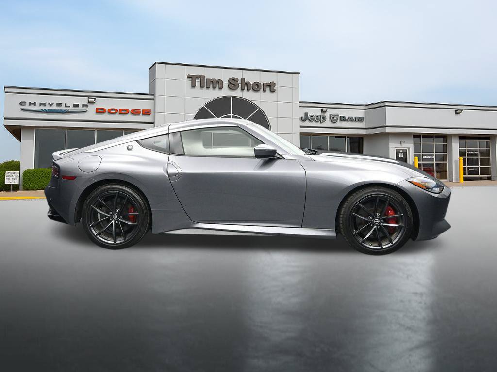 Used 2025 Nissan Z Performance w/ Floor Mat Package RWD image 6
