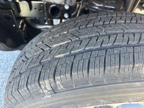 New 2026 Jeep Gladiator Sport AWD/4WD image 34