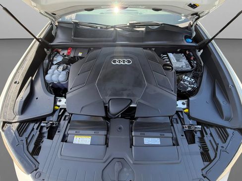 Used 2023 Audi Q8 Premium Plus w/ Premium Plus Package AWD/4WD image 35