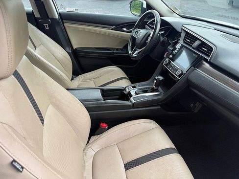 Used 2020 Honda Civic Touring image 24