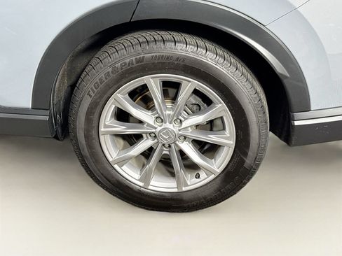 Used 2023 Honda CR-V EX image 9