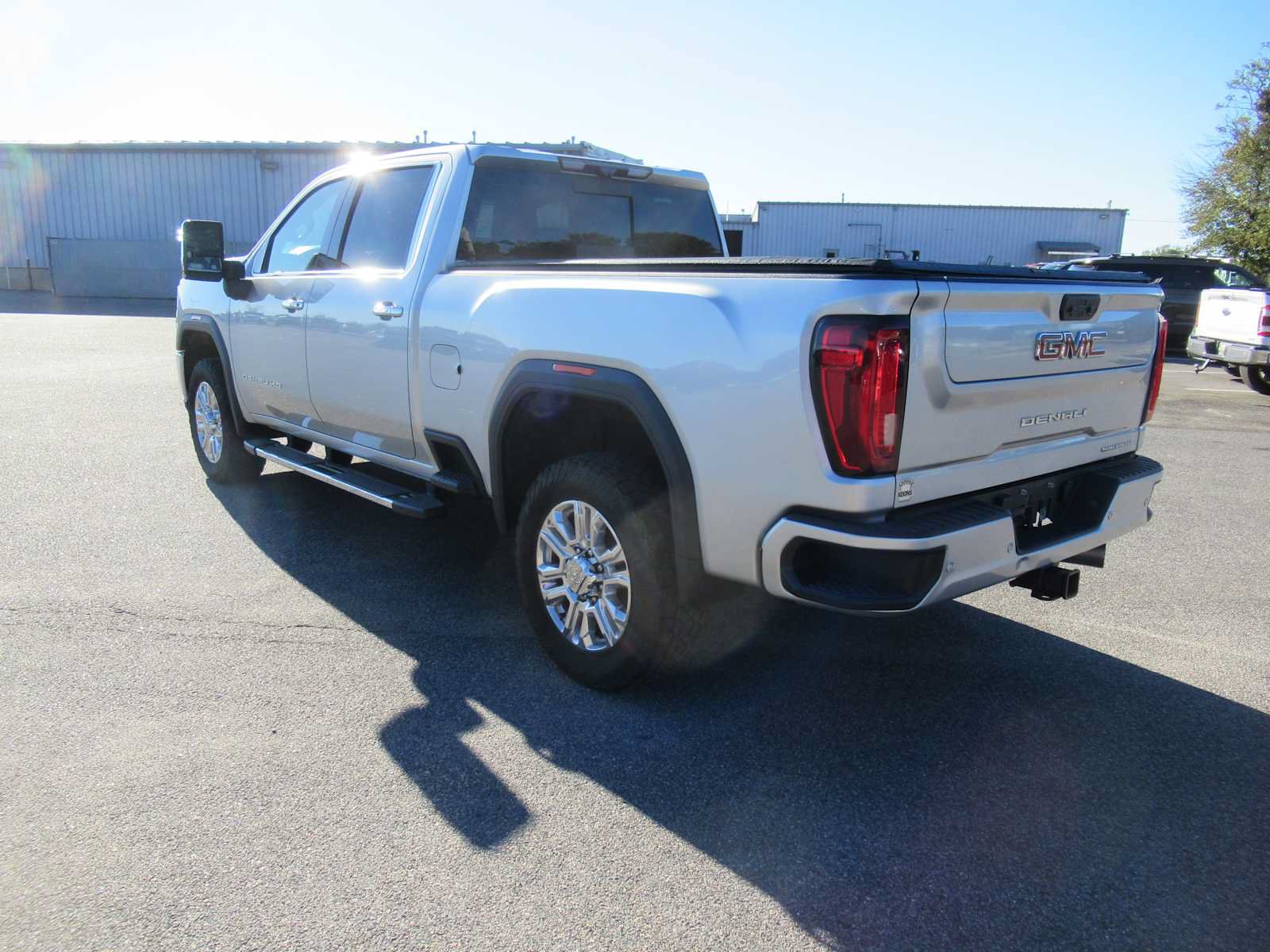 Used 2020 GMC Sierra 2500 Denali w/ Denali Ultimate Package AWD/4WD image 7