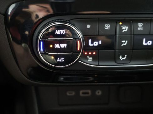 Used 2023 Buick Encore GX Select FWD image 8