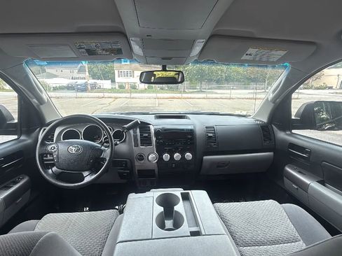 Used 2012 Toyota Tundra SR5 image 13