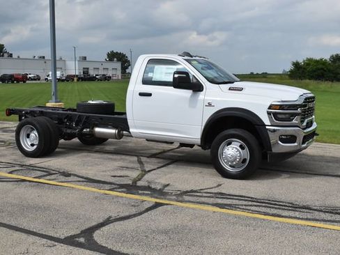 New 2025 RAM 5500 Tradesman image 7