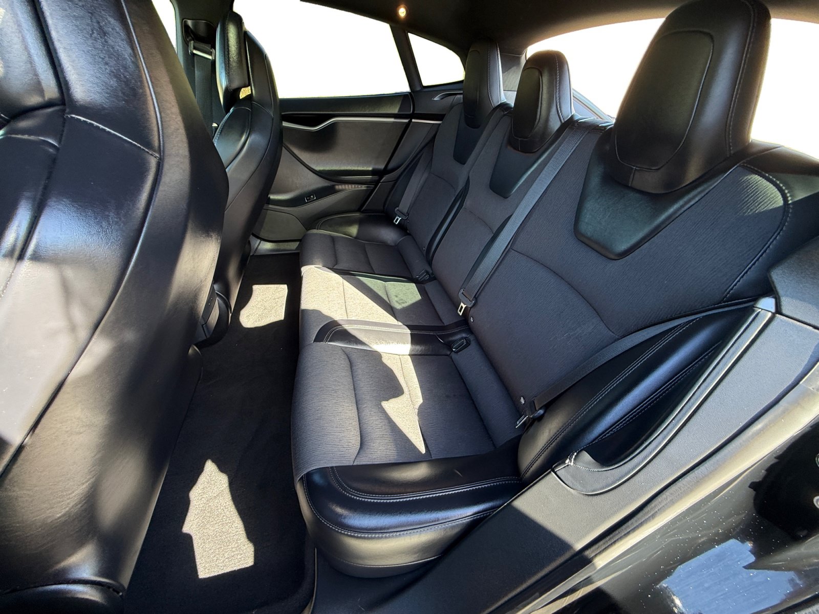 Used 2018 Tesla Model S 75D AWD/4WD image 16