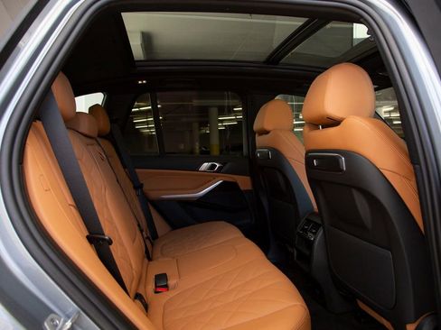 Used 2026 BMW X5 sDrive40i w/ Parking Assistance Package image 24