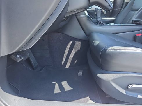 Used 2019 INFINITI Q50 Luxe w/ Essential Package (3.0T Luxe) AWD/4WD image 9