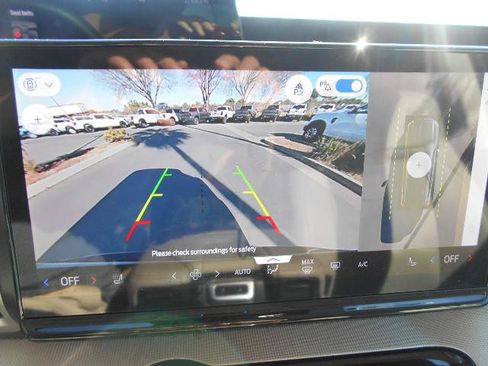 Certified 2025 Ford Expedition Active AWD/4WD image 11