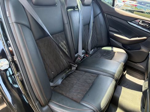 Used 2019 Nissan Maxima SR w/ Premium Package FWD image 28